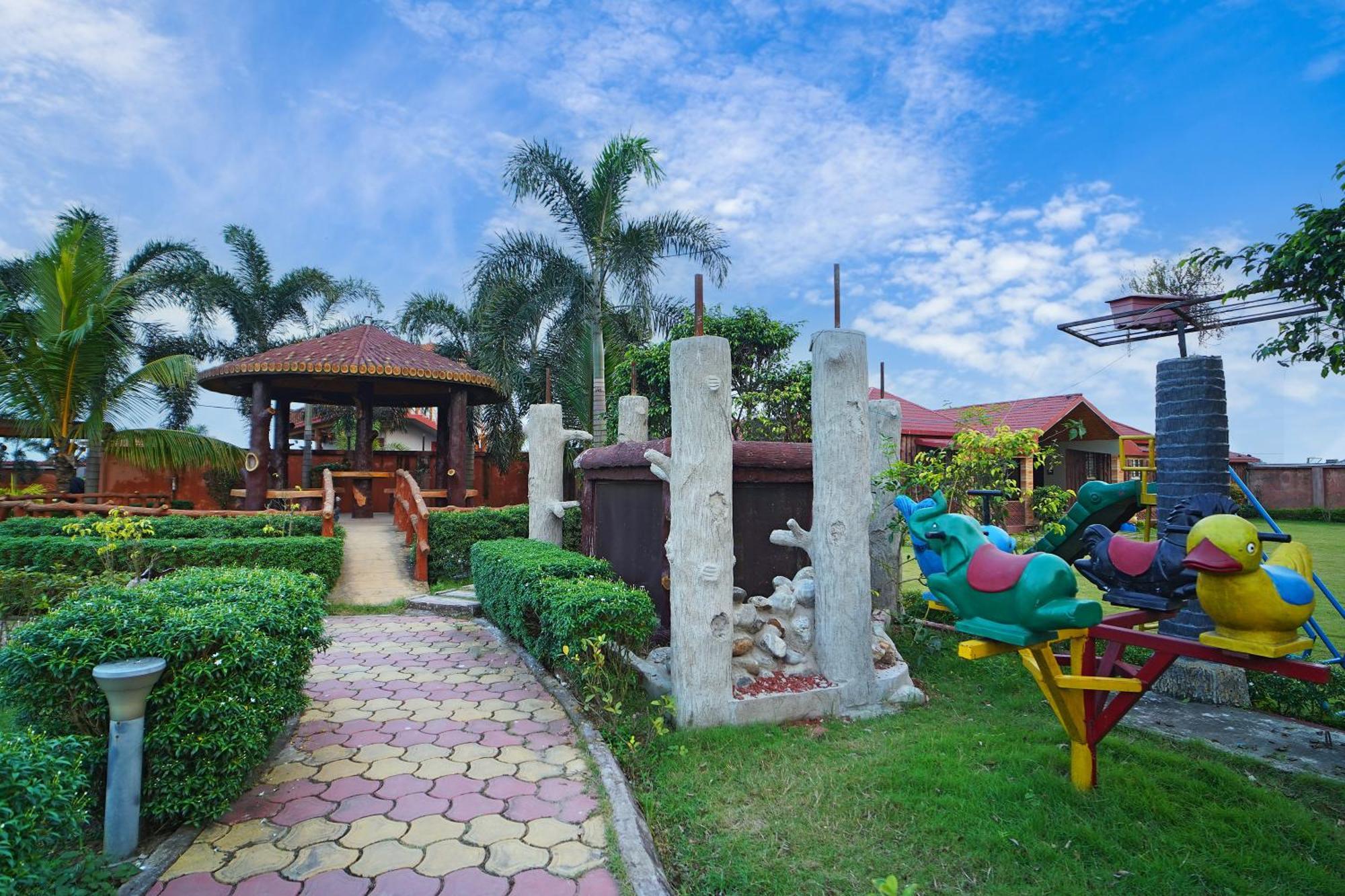 Gharana Resort !! Best Family Resort Near Kolkata With Swimming Pool !! Singur Exterior photo