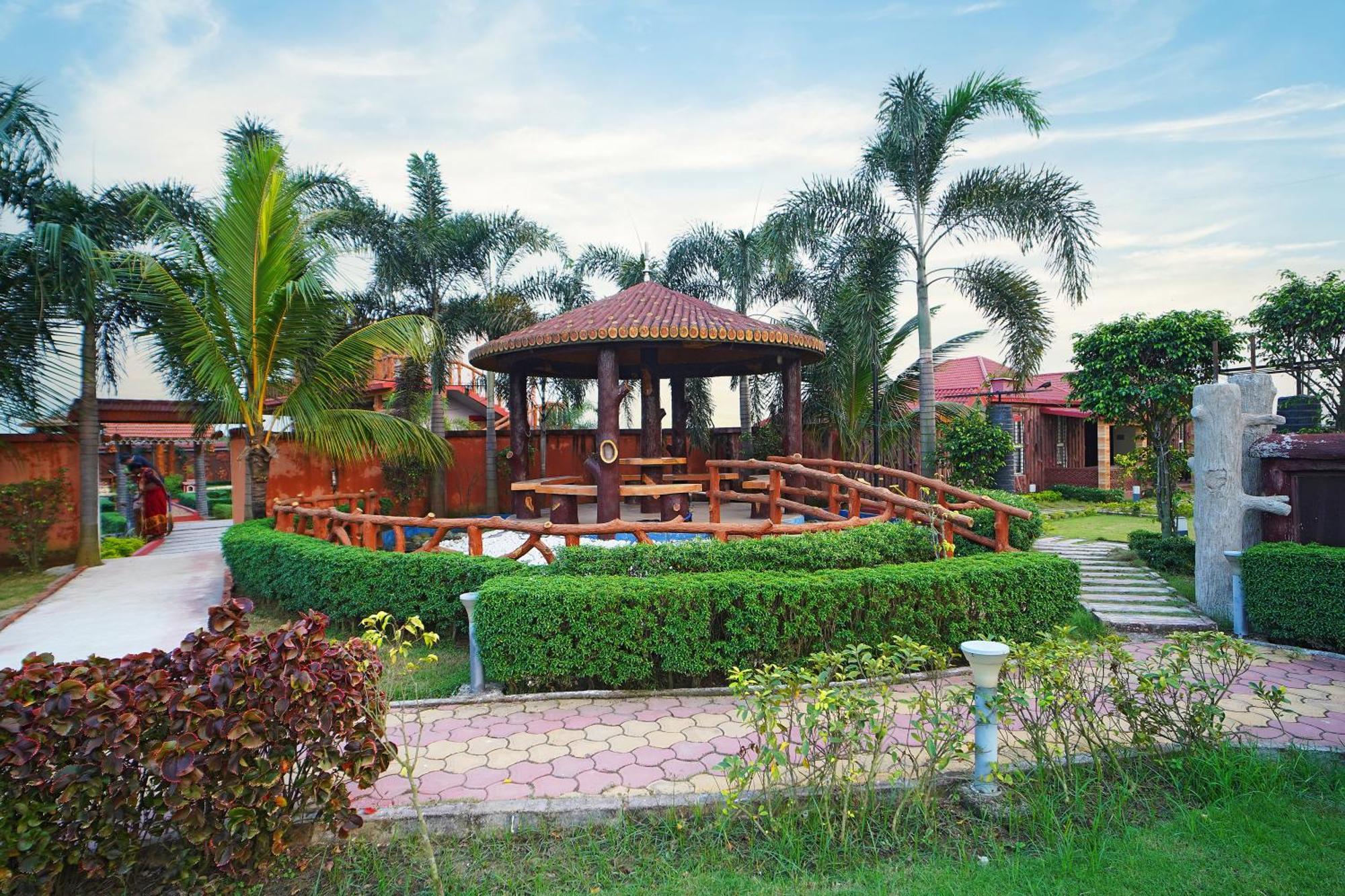 Gharana Resort !! Best Family Resort Near Kolkata With Swimming Pool !! Singur Exterior photo
