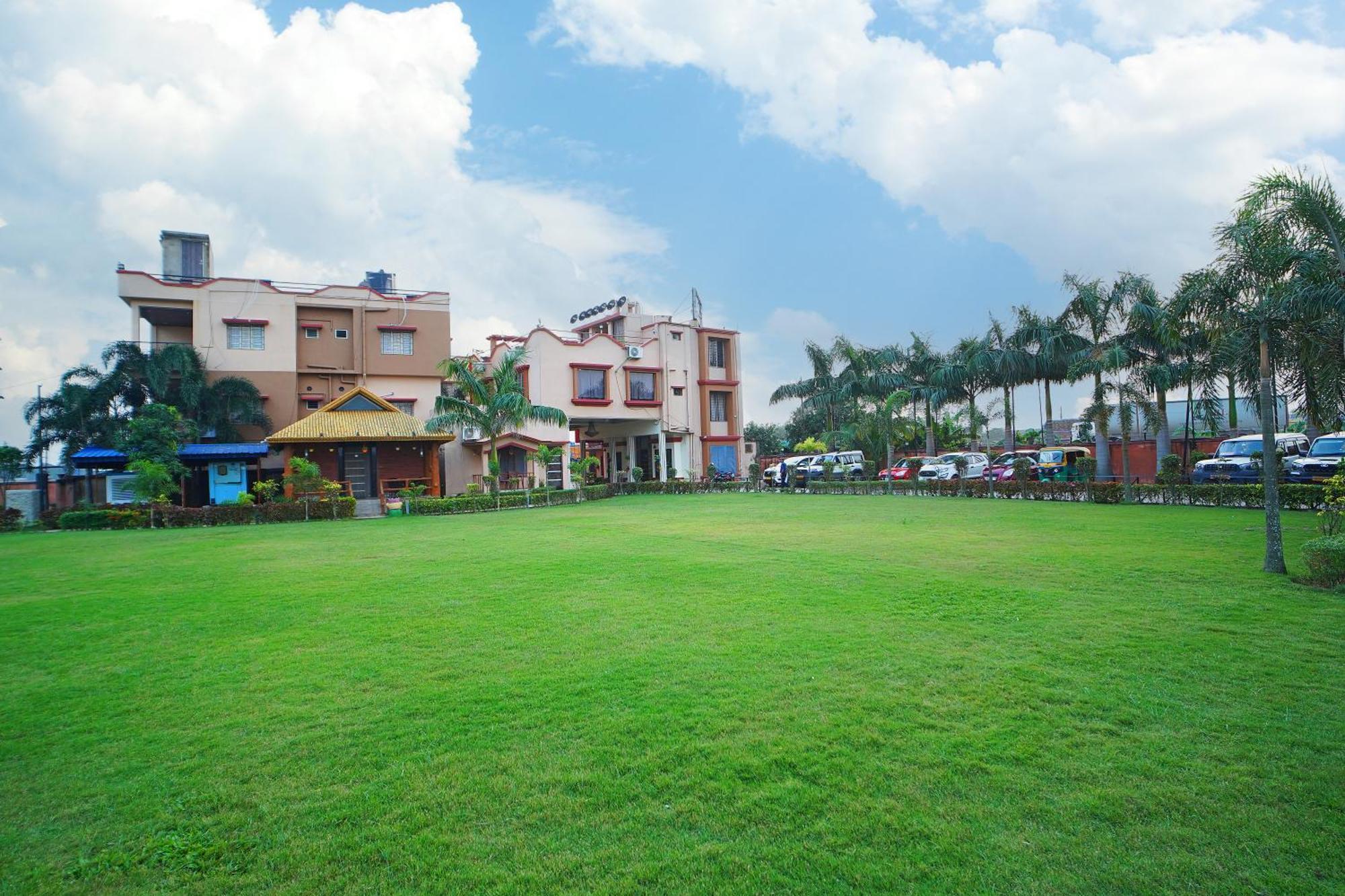 Gharana Resort !! Best Family Resort Near Kolkata With Swimming Pool !! Singur Exterior photo